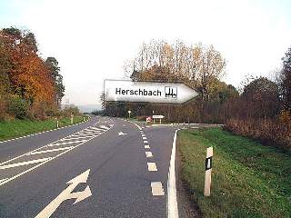 Klicken Sie hier, um das Bild Nr. 1 in
                            voller Gr��e zu sehen